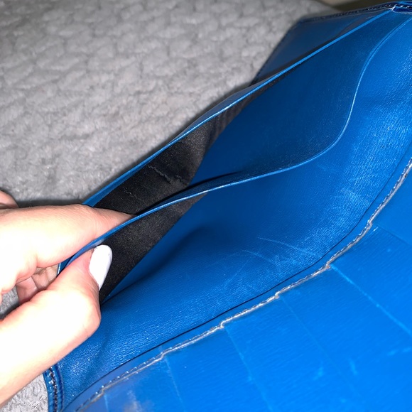 Louis Vuitton Epi Wallet - Picture 11 of 16